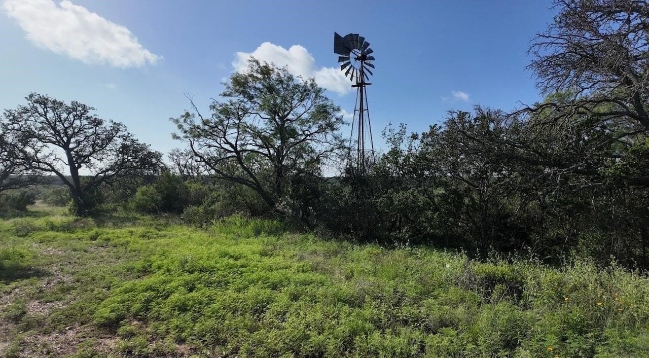 357.9 acres in McCulloch County - photo 6