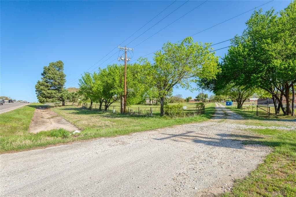 10.76 acres in Parker County