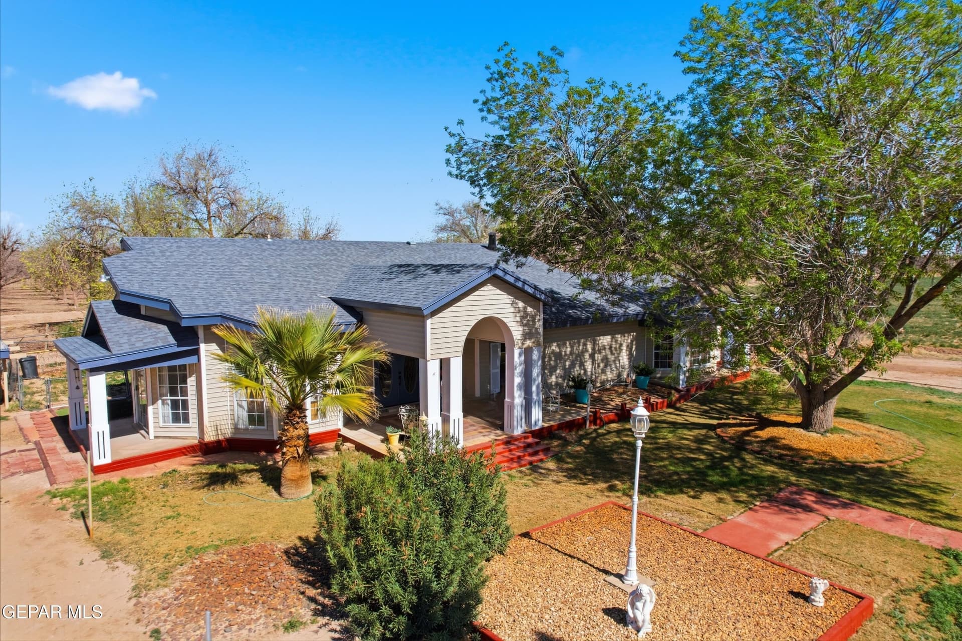 10.12 acres in El Paso County gallery image 2