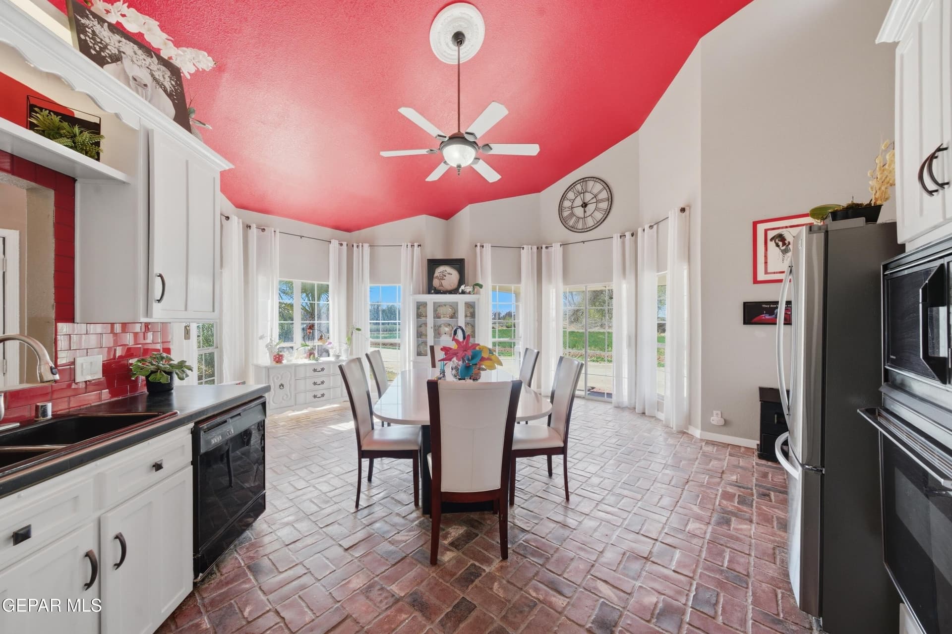 10.12 acres in El Paso County gallery image 3