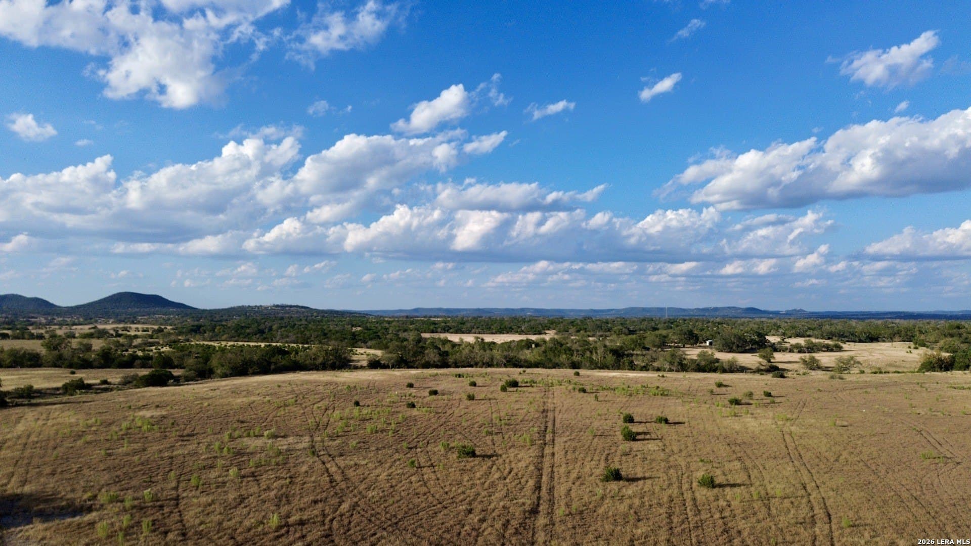10.42 acres in Bandera County - photo 2