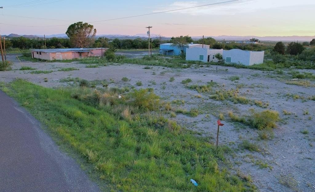 2 acres in Brewster County