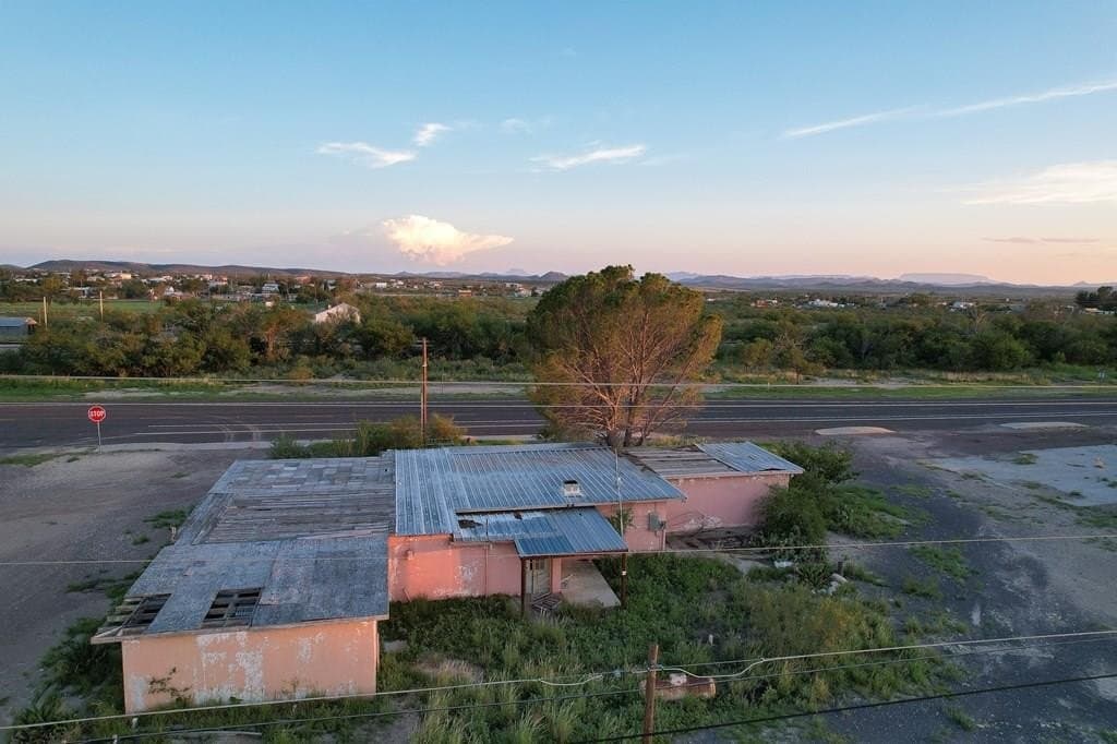 2 acres in Brewster County gallery image 3