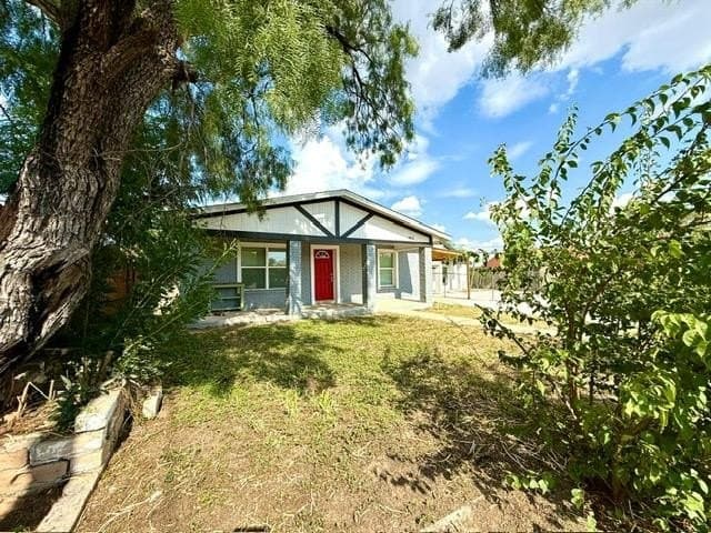 7,000 acres in Maverick County