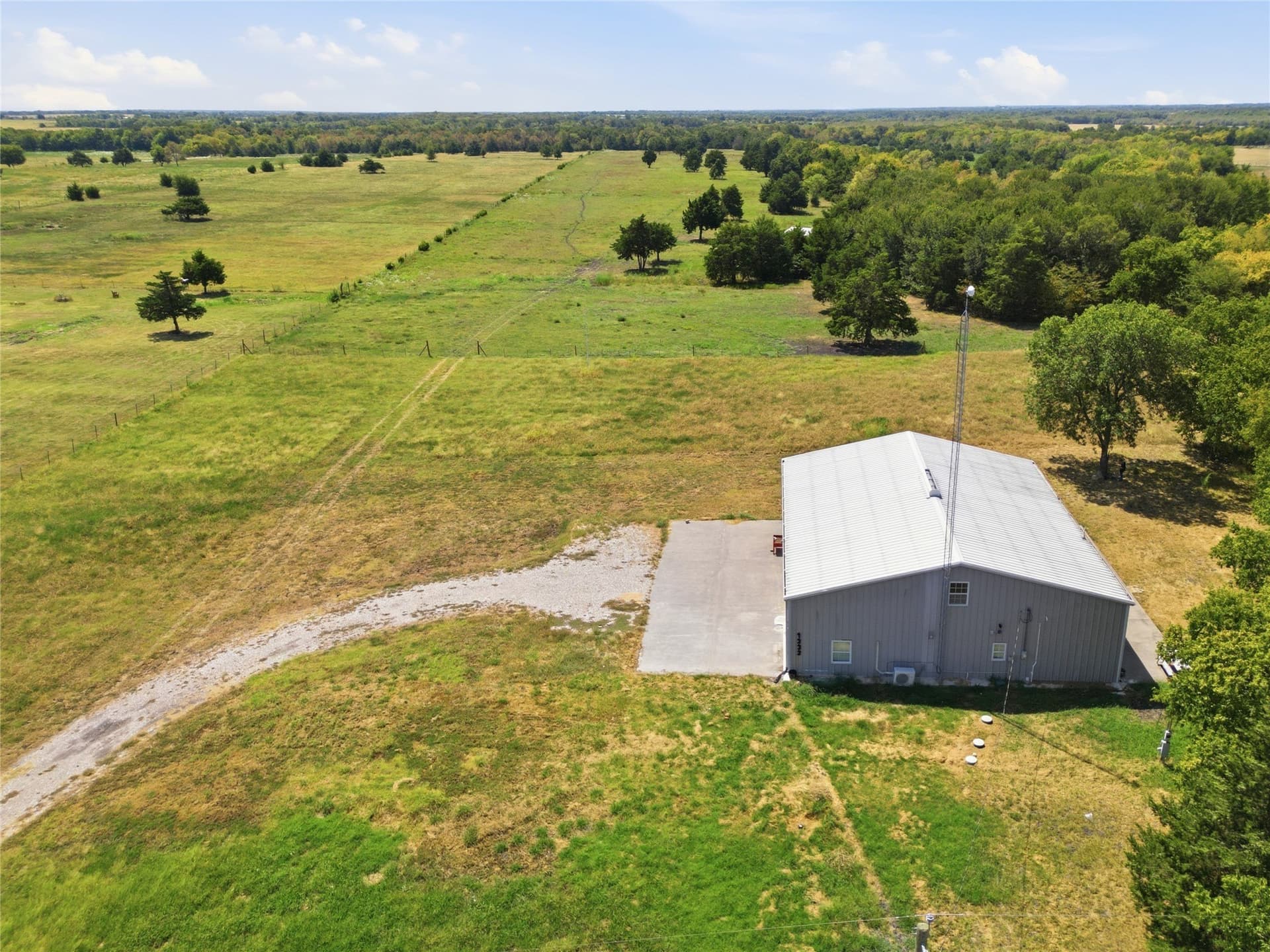 19.38 acres in Hunt County - photo 8