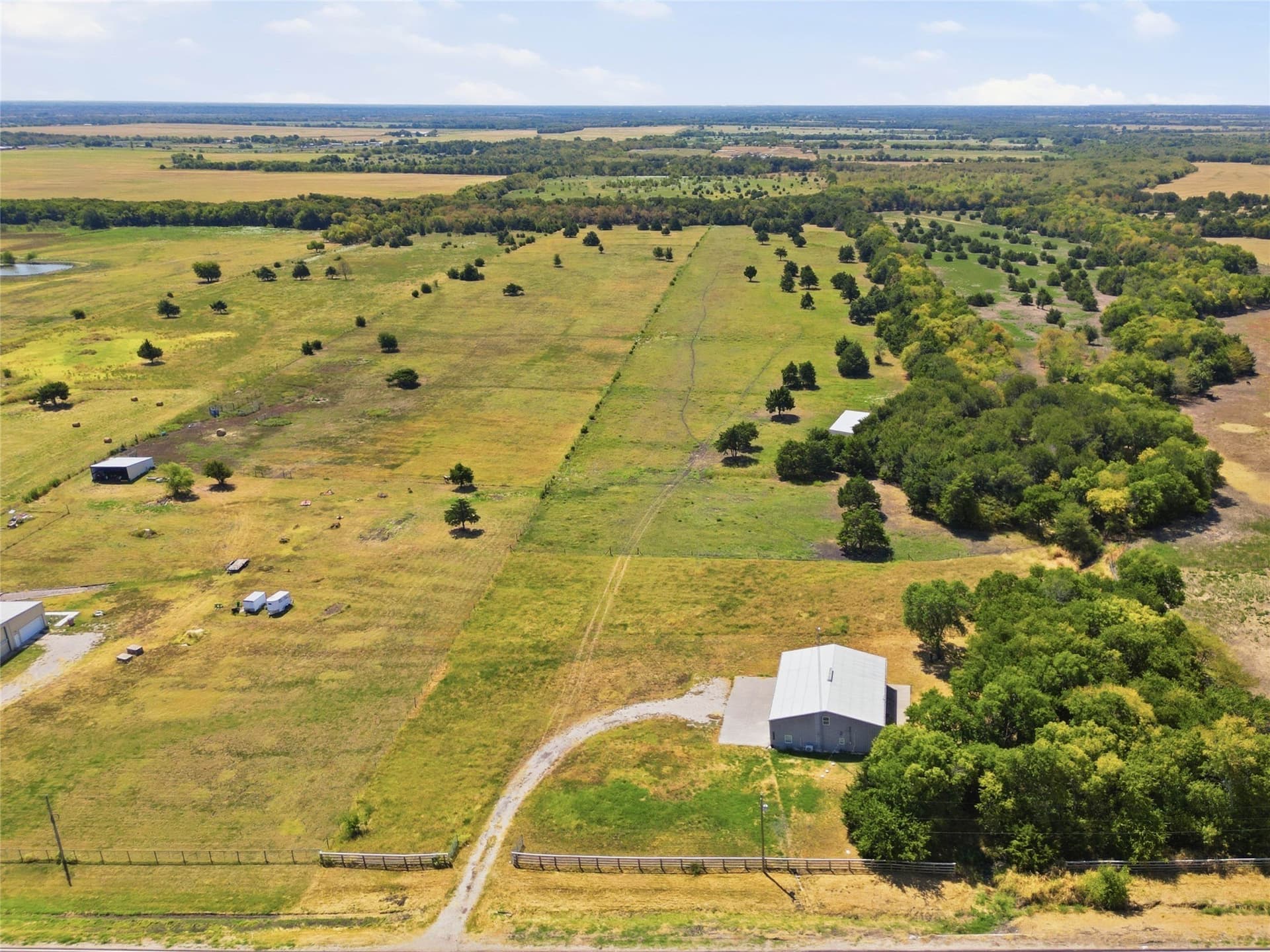 19.38 acres in Hunt County - photo 9