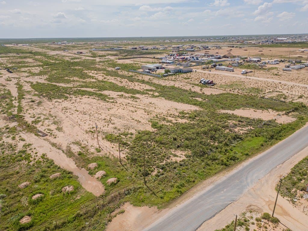 10 acres in Ector County gallery image 3