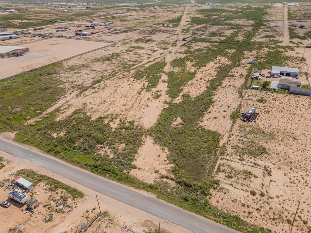 10 acres in Ector County gallery image 3