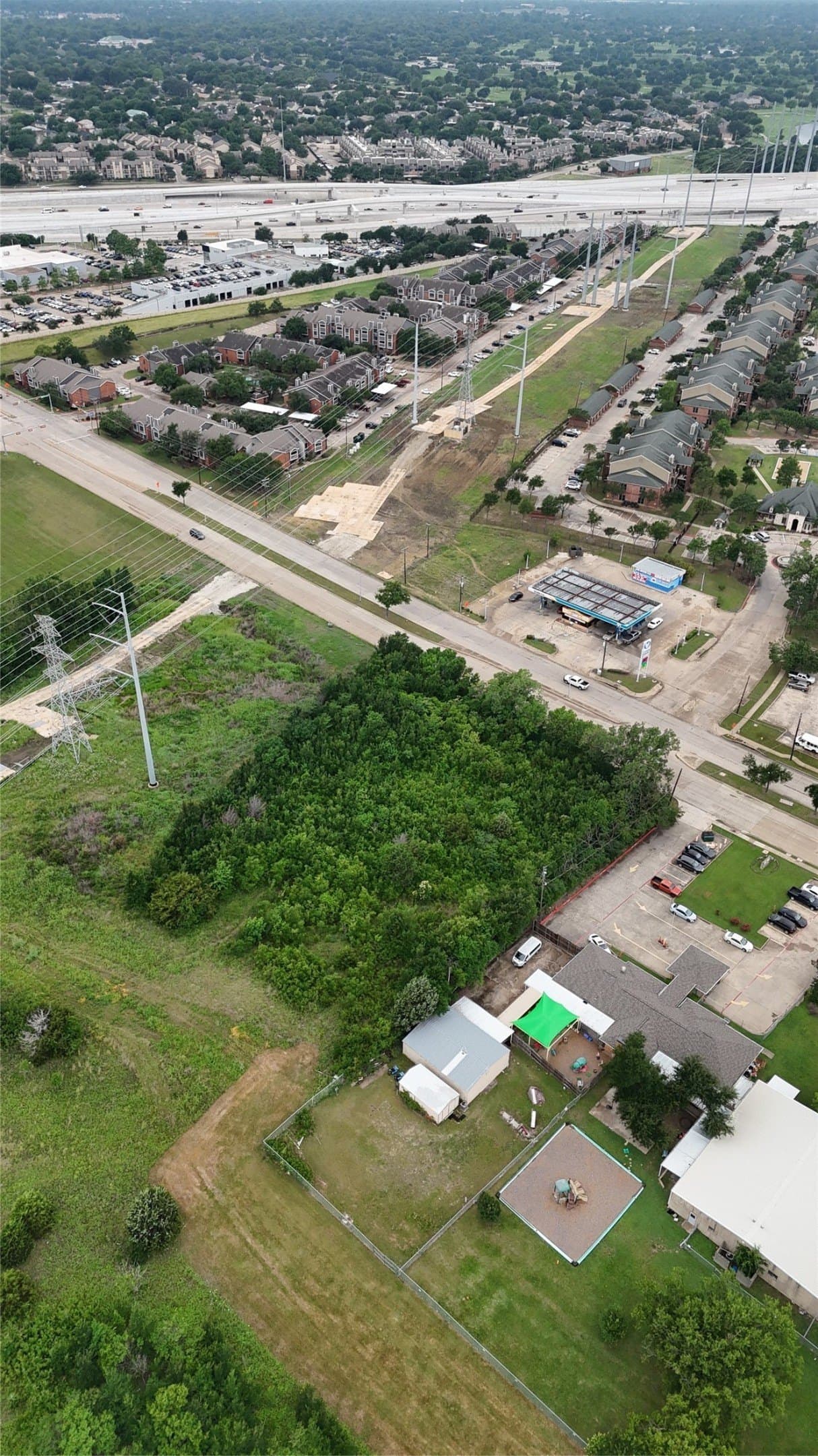 2.9 acres in Dallas County gallery image 4
