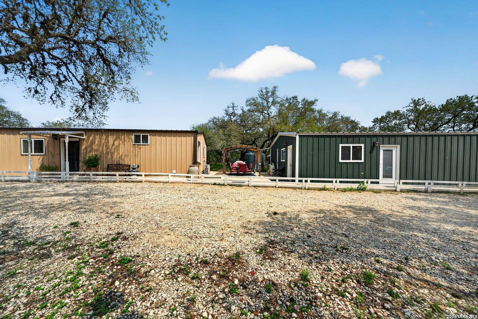 11 acres in Atascosa County
