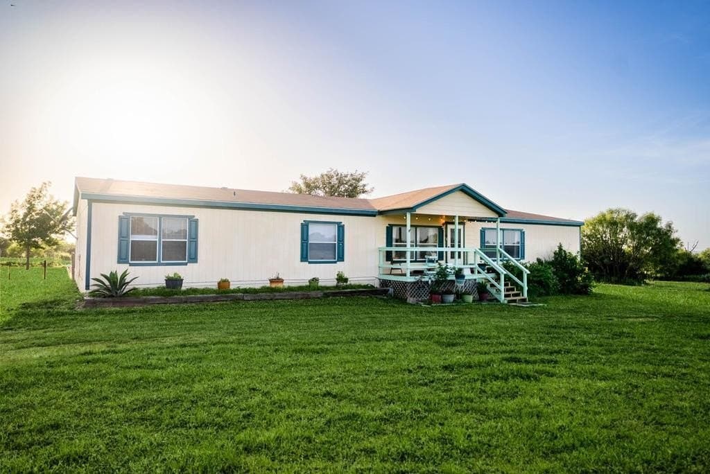 10.38 acres in Gillespie County