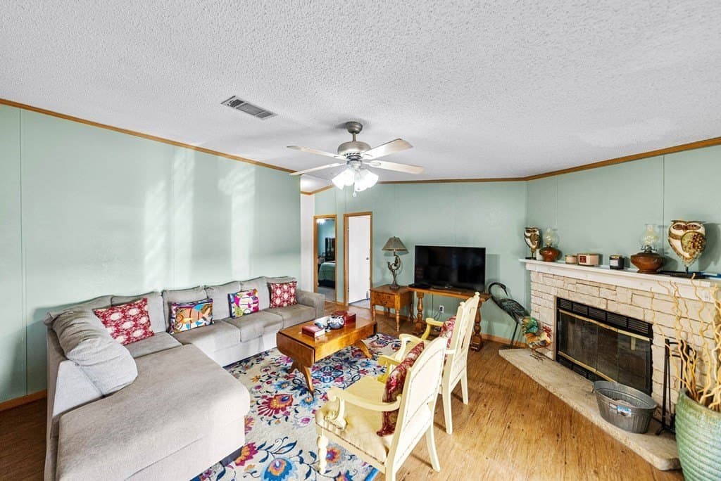 10.38 acres in Gillespie County gallery image 4