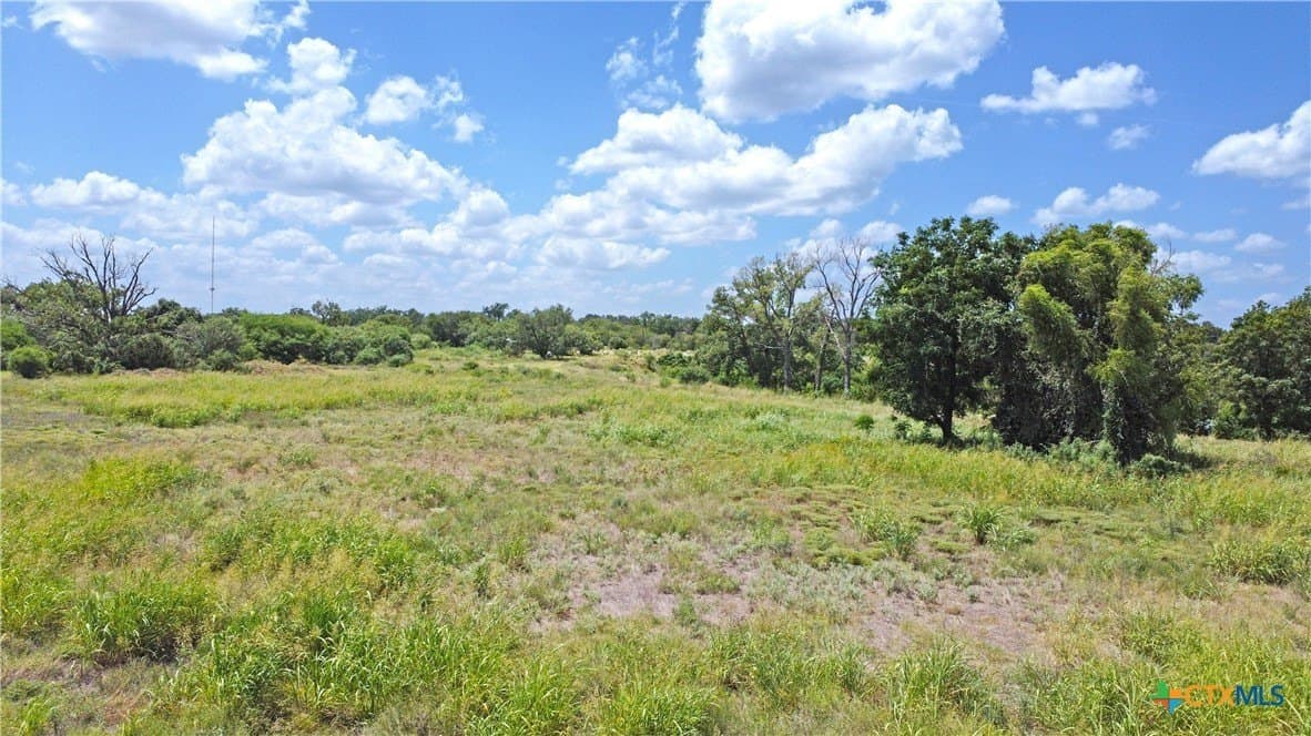 0.24 acres in Comal County - photo 6