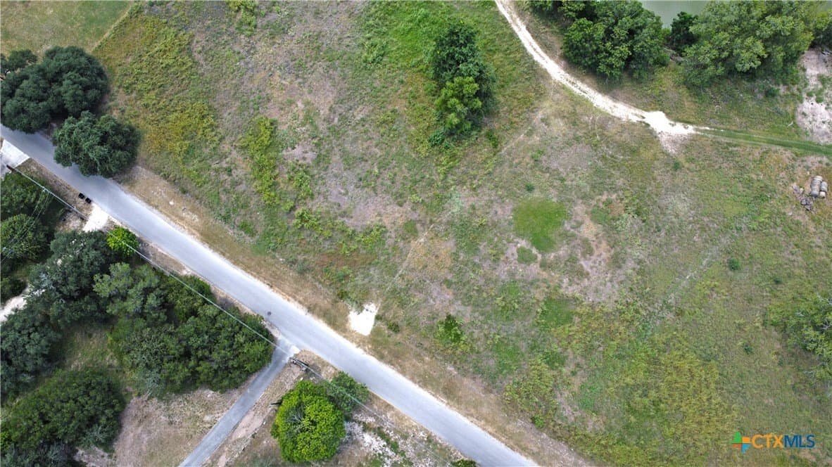 0.24 acres in Comal County - photo 9