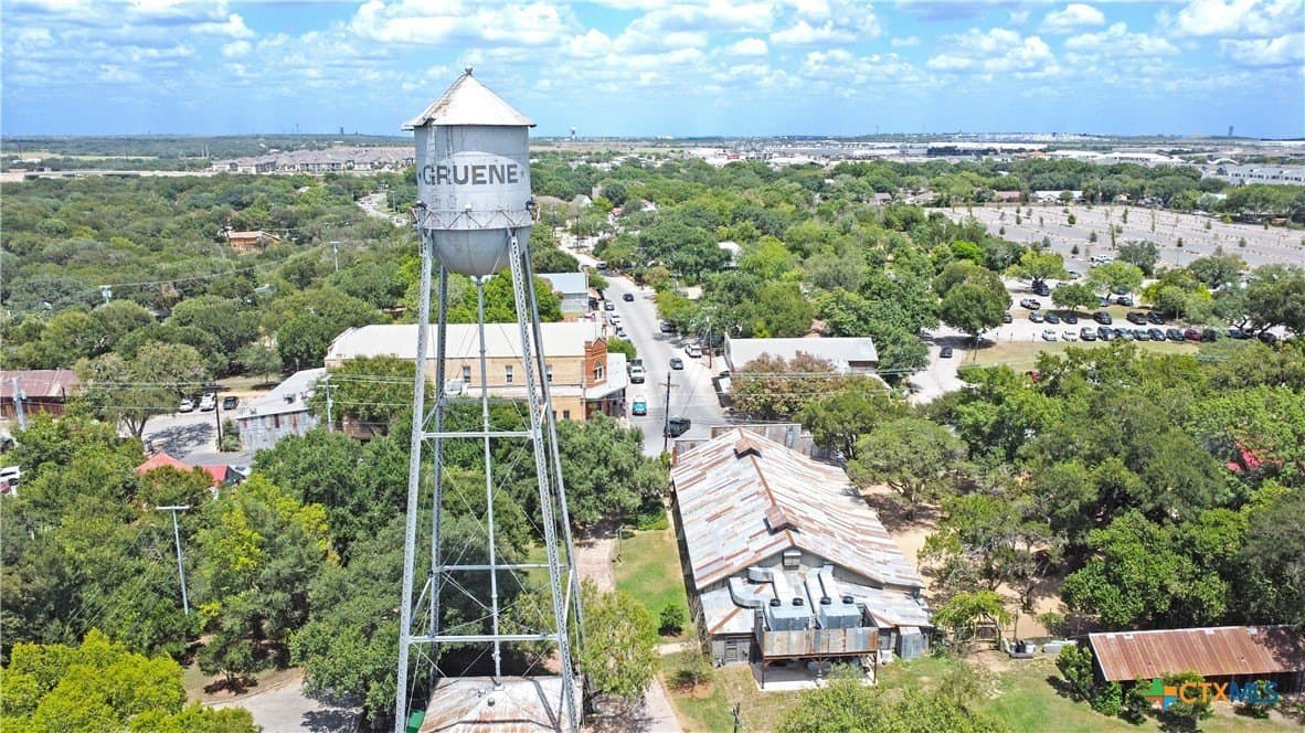 0.24 acres in Comal County - photo 10