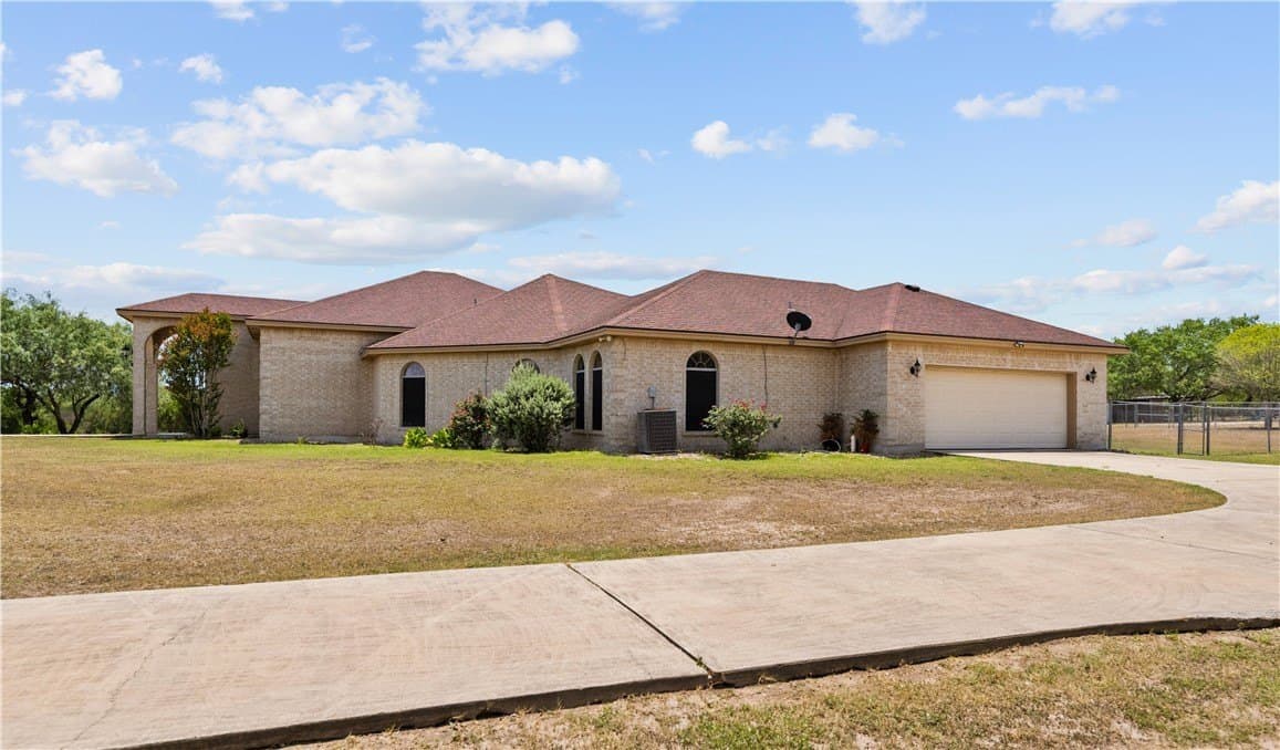 12.01 acres in Nueces County gallery image 3