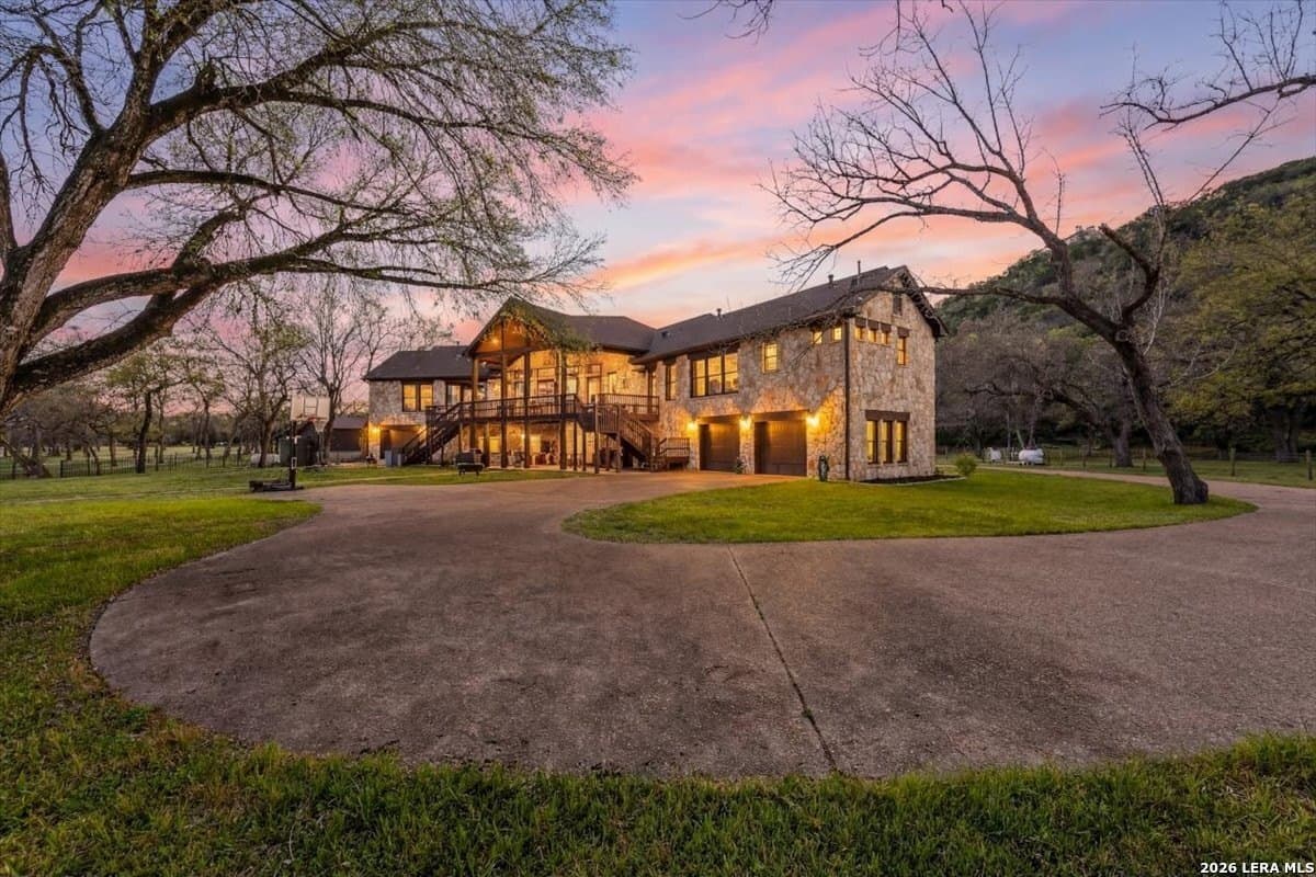 24.03 acres in Hays County gallery image 3