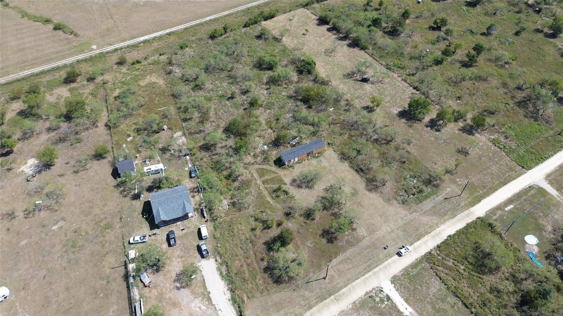 1.11 acres in Navarro County gallery image 3