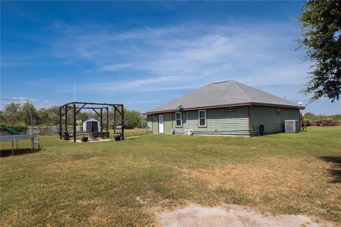 100,000 acres in Kleberg County - photo 29
