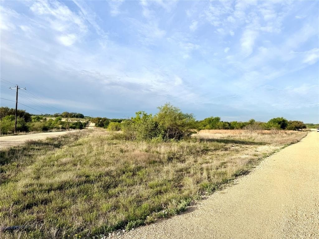 5.9 acres in Comanche County gallery image 3