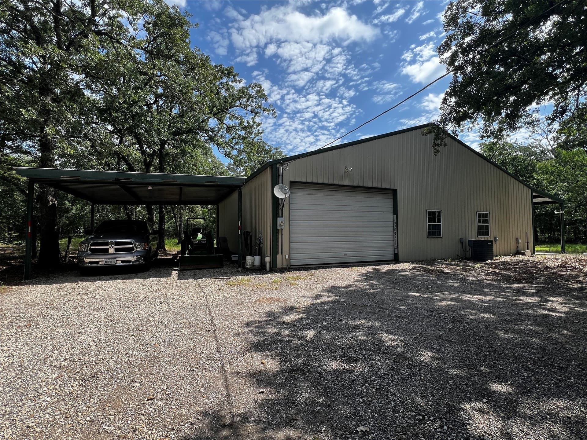 13 acres in Kaufman County