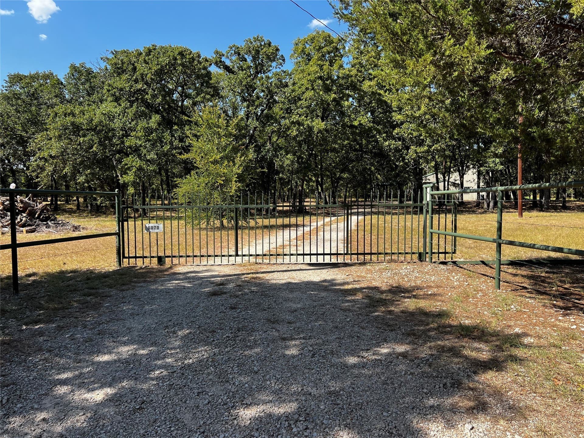 13 acres in Kaufman County - photo 2