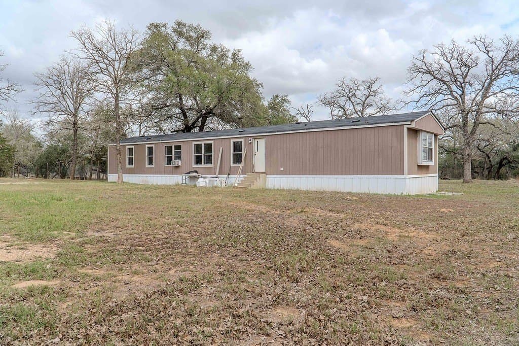10 acres in Caldwell County - photo 6