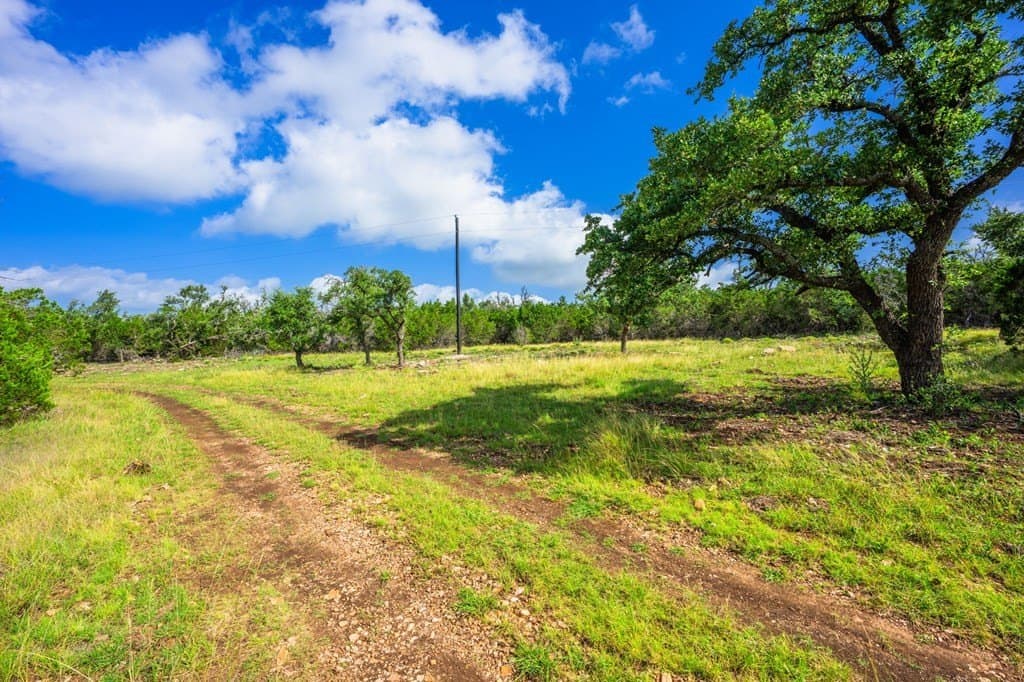 17.4 acres in Gillespie County - photo 3