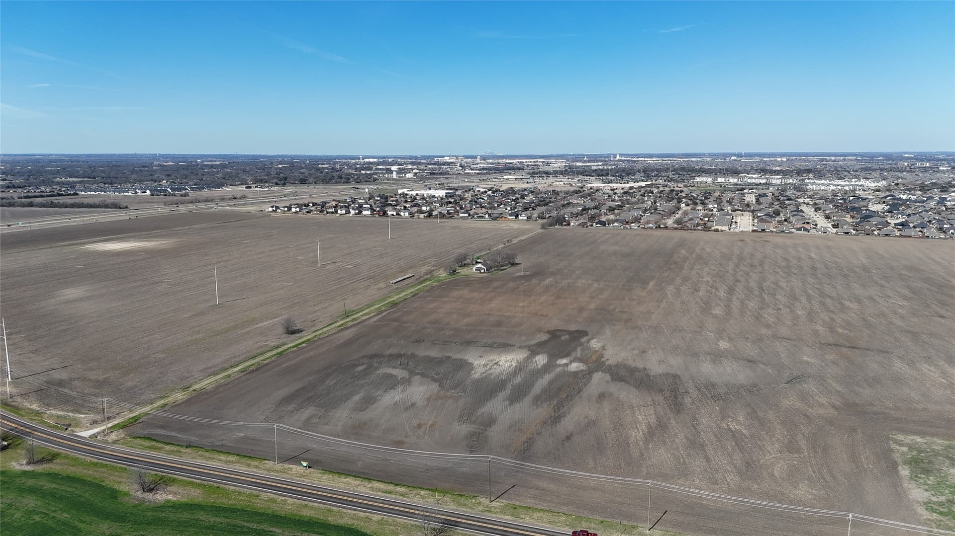 25.31 acres in Ellis County featured view