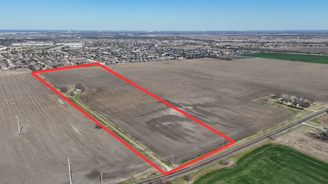 25.31 acres in Ellis County gallery image 2
