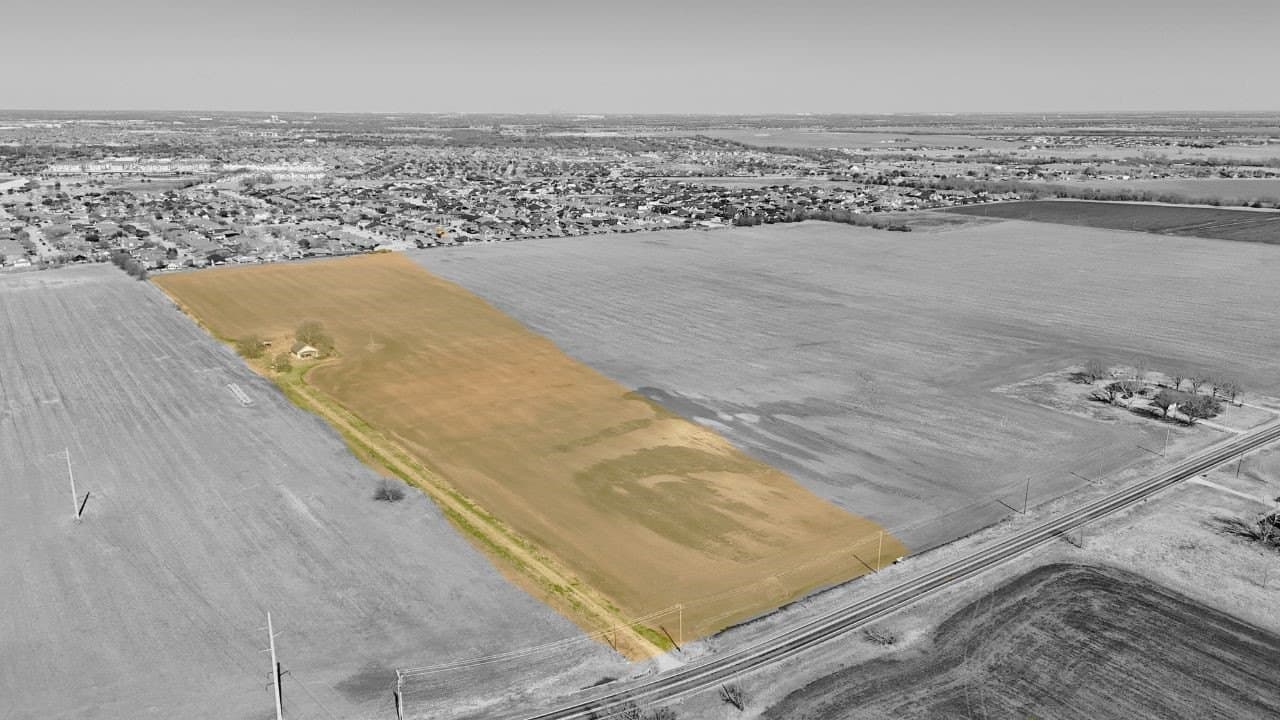 25.31 acres in Ellis County gallery image 3
