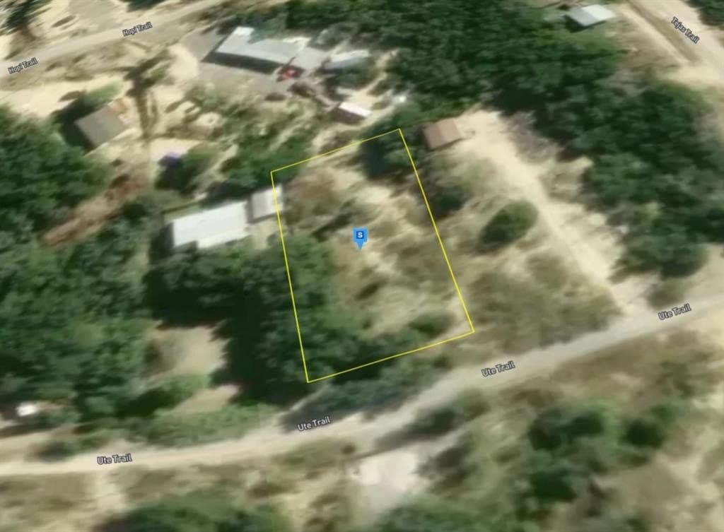 0.5 acres in Bandera County gallery image 3