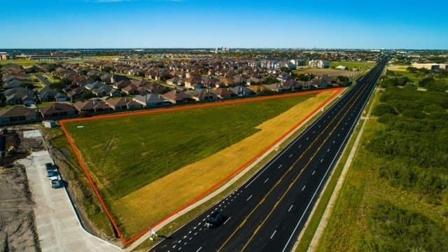 3.91 acres in Nueces County gallery image 2