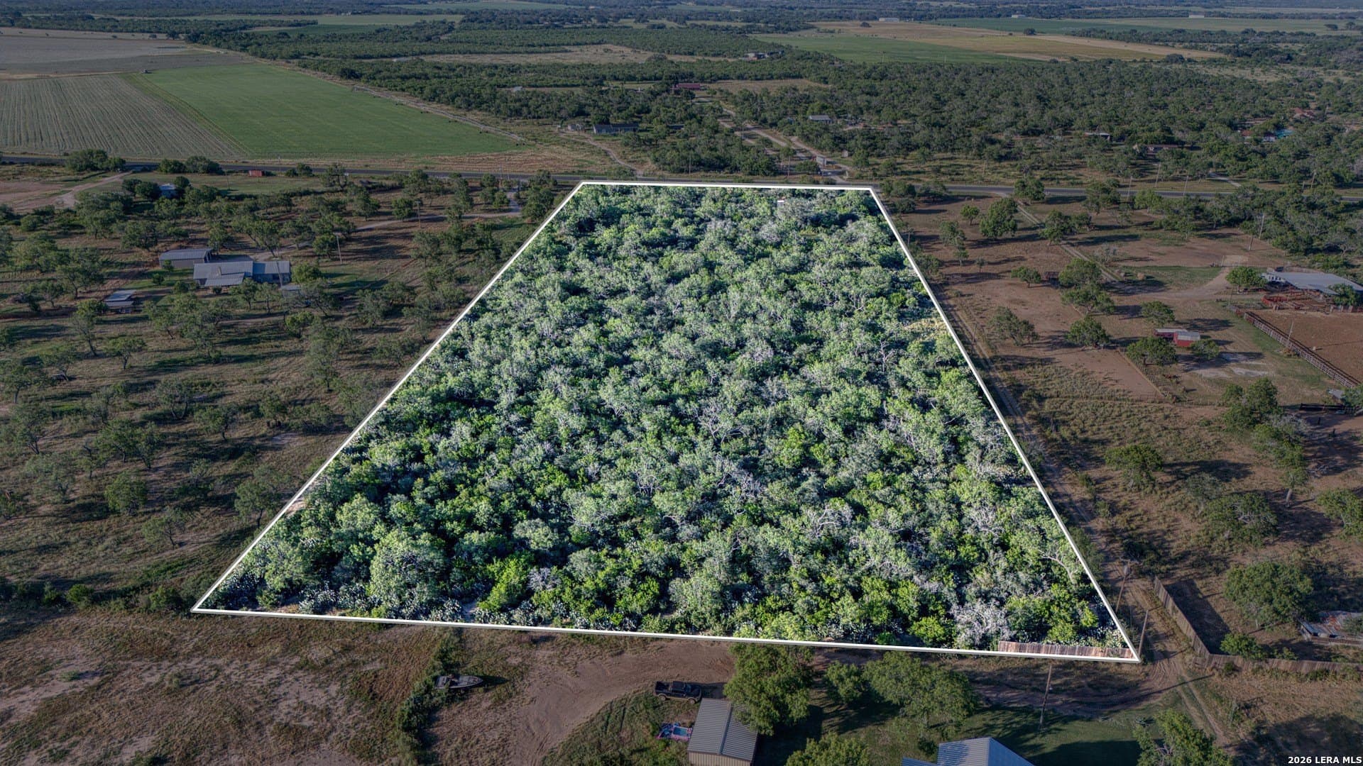 10.1 acres in Frio County gallery image 2