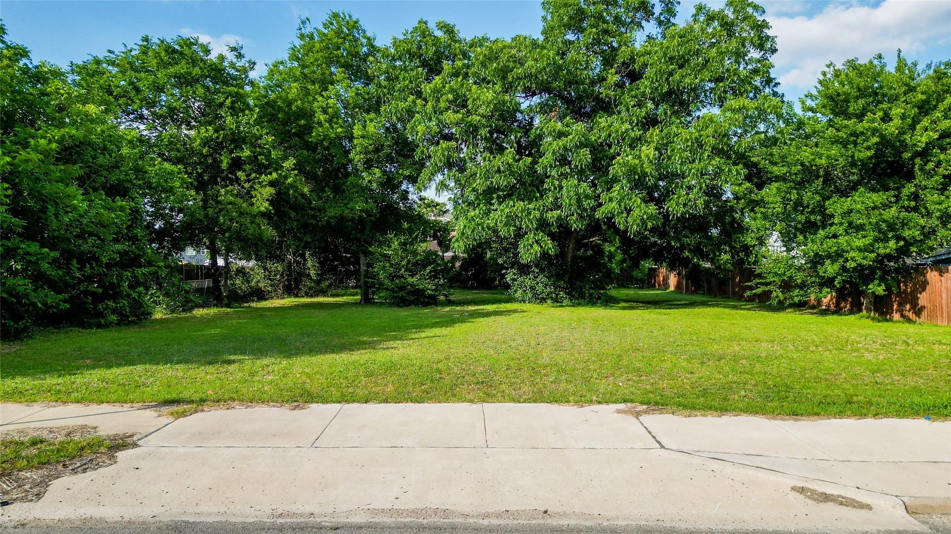 0.38 acres in McLennan County - photo 4