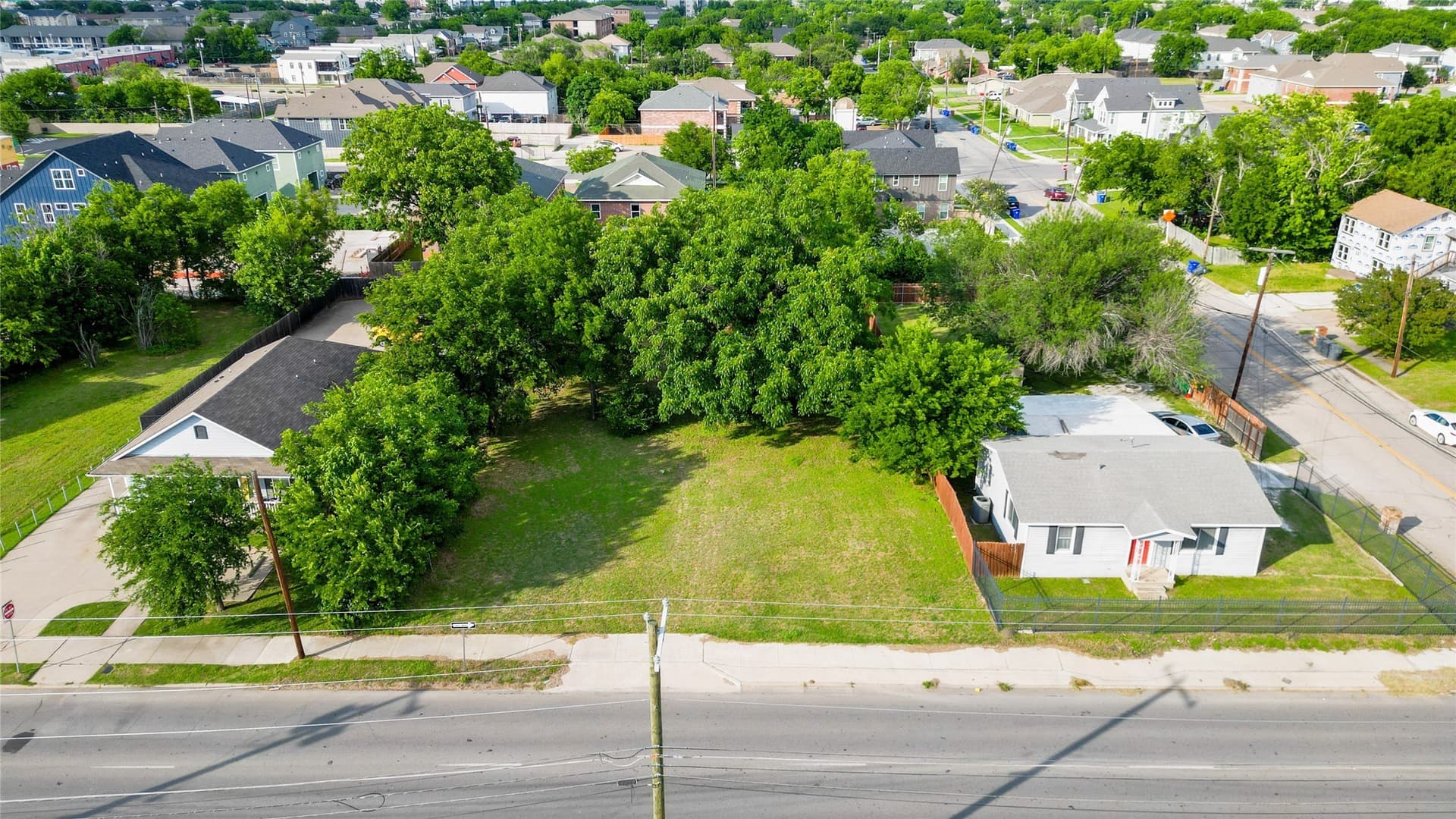 0.38 acres in McLennan County - photo 5