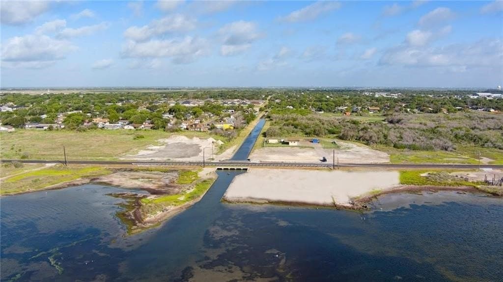 0.81 acres in Nueces County - photo 9