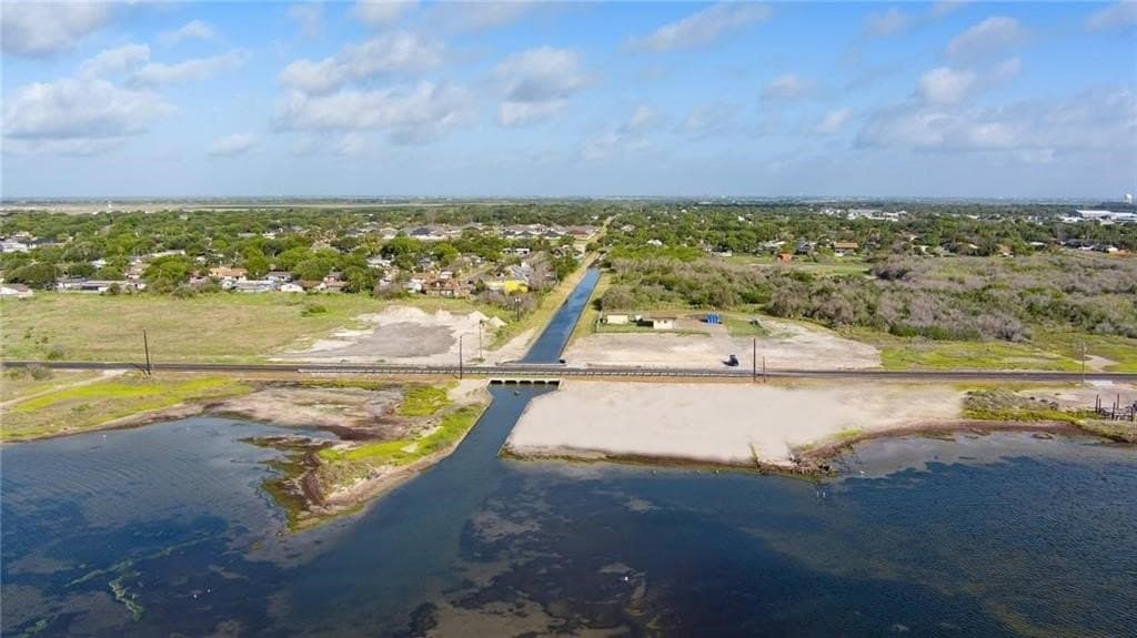 0.81 acres in Nueces County - photo 10