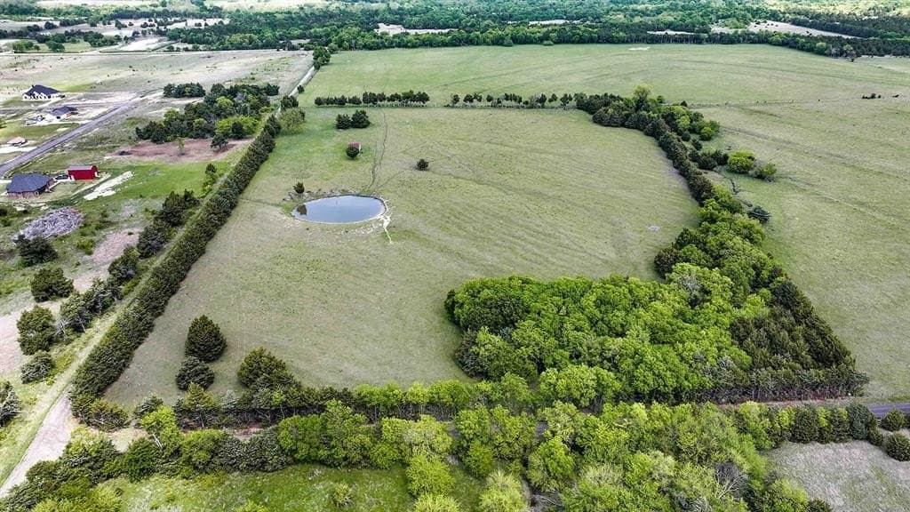 17.75 acres in Hunt County gallery image 2