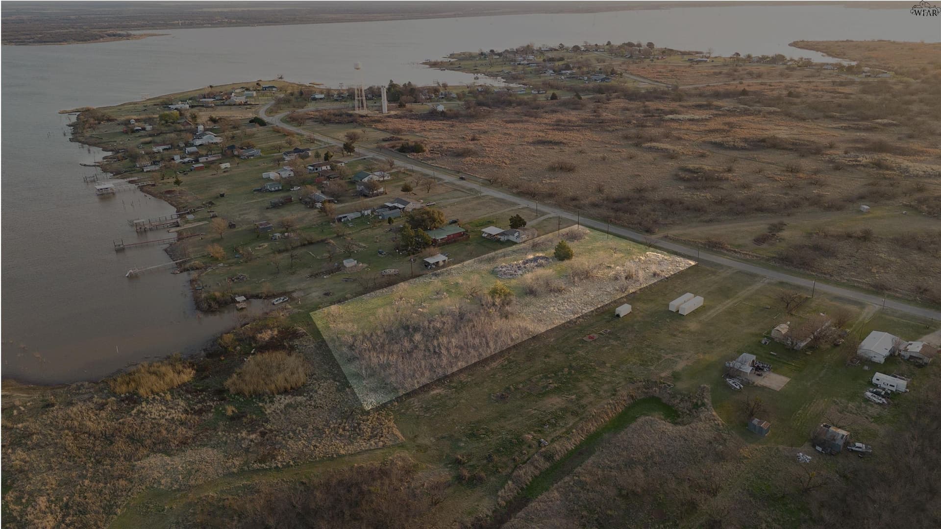 1.01 acres in Clay County gallery image 3
