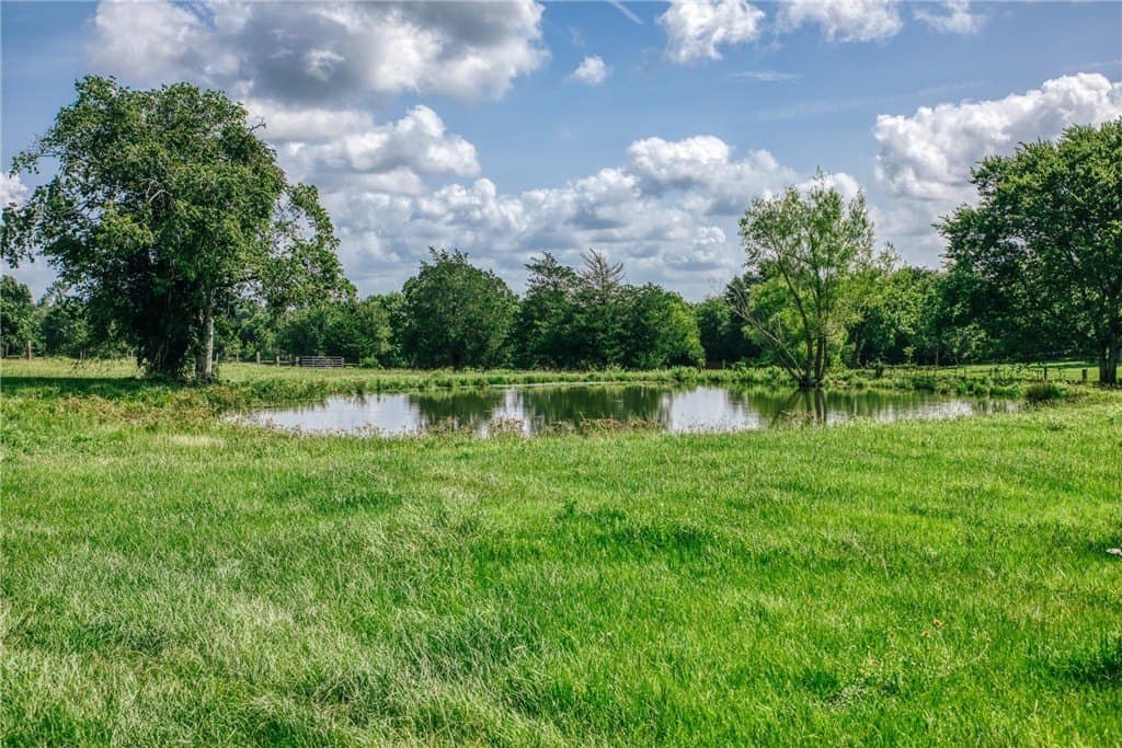 4.35 acres in MONTGOMERY County - photo 9