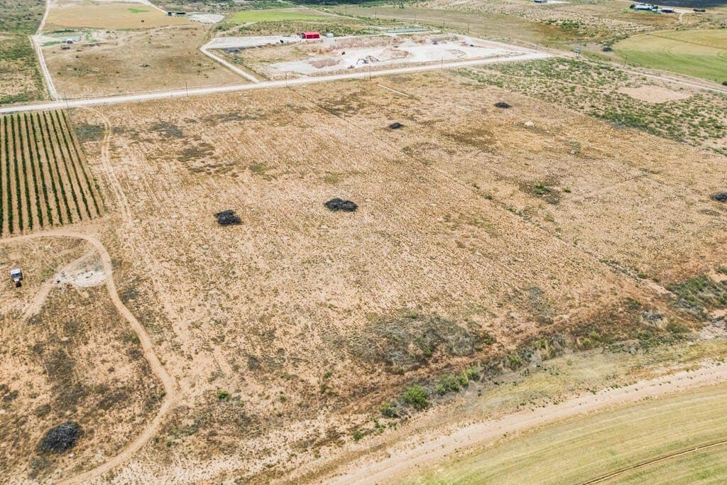 10.28 acres in Gaines County - photo 7