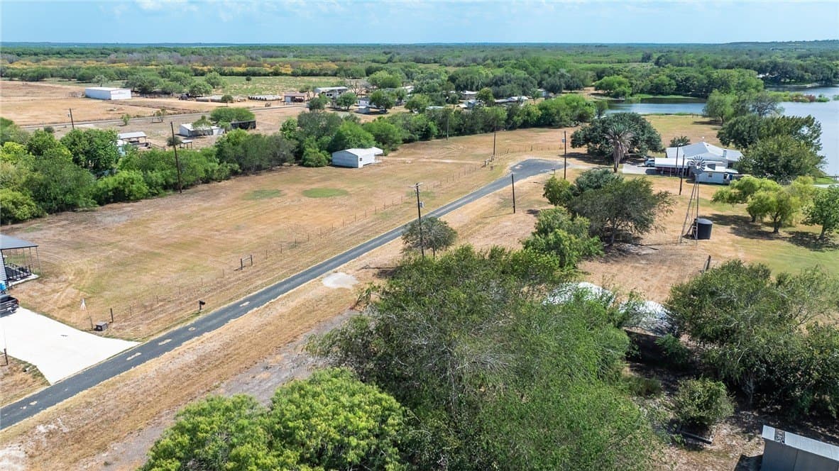 1.04 acres in Live Oak County - photo 8