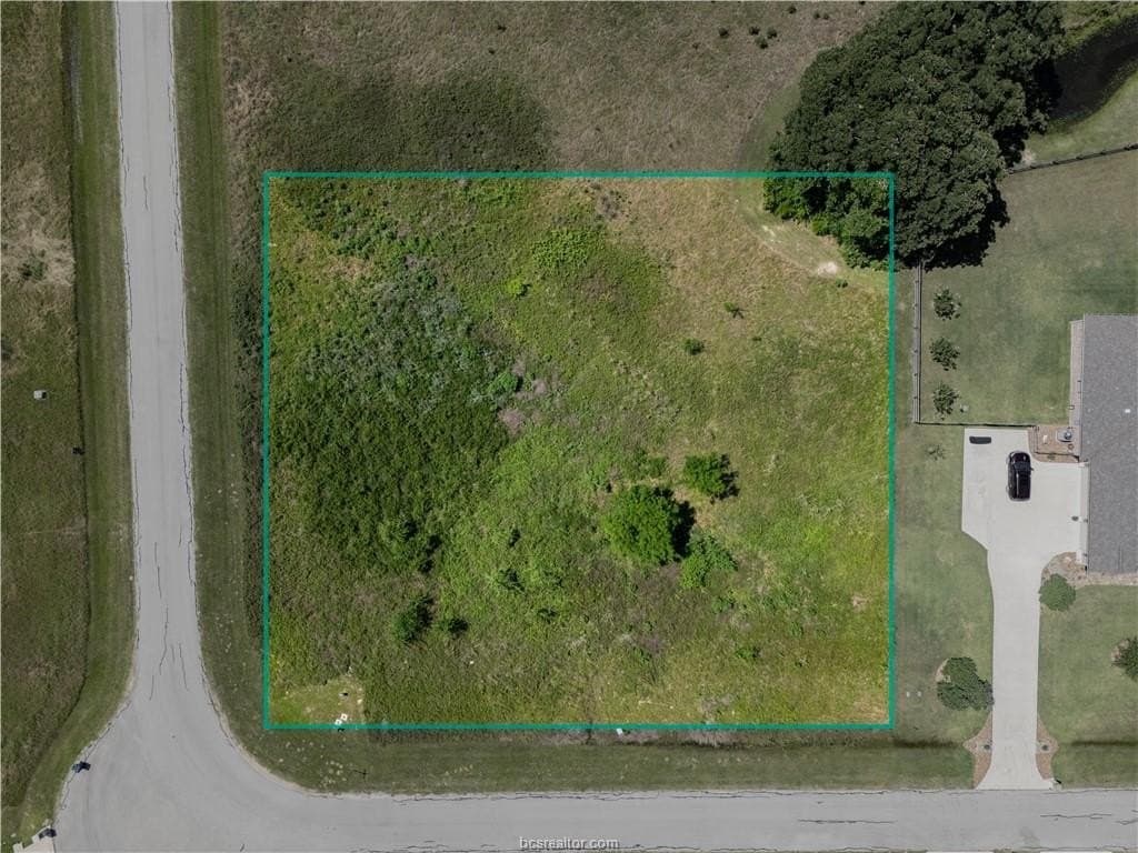 1.11 acres in Grimes County gallery image 4