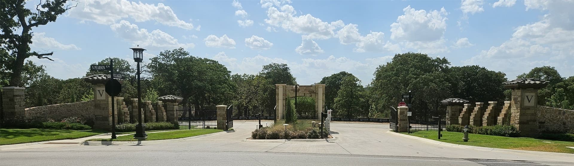 1 acres in Tarrant County