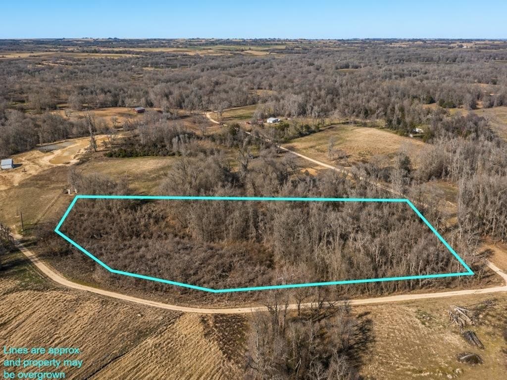 5.48 acres in Henderson County gallery image 2