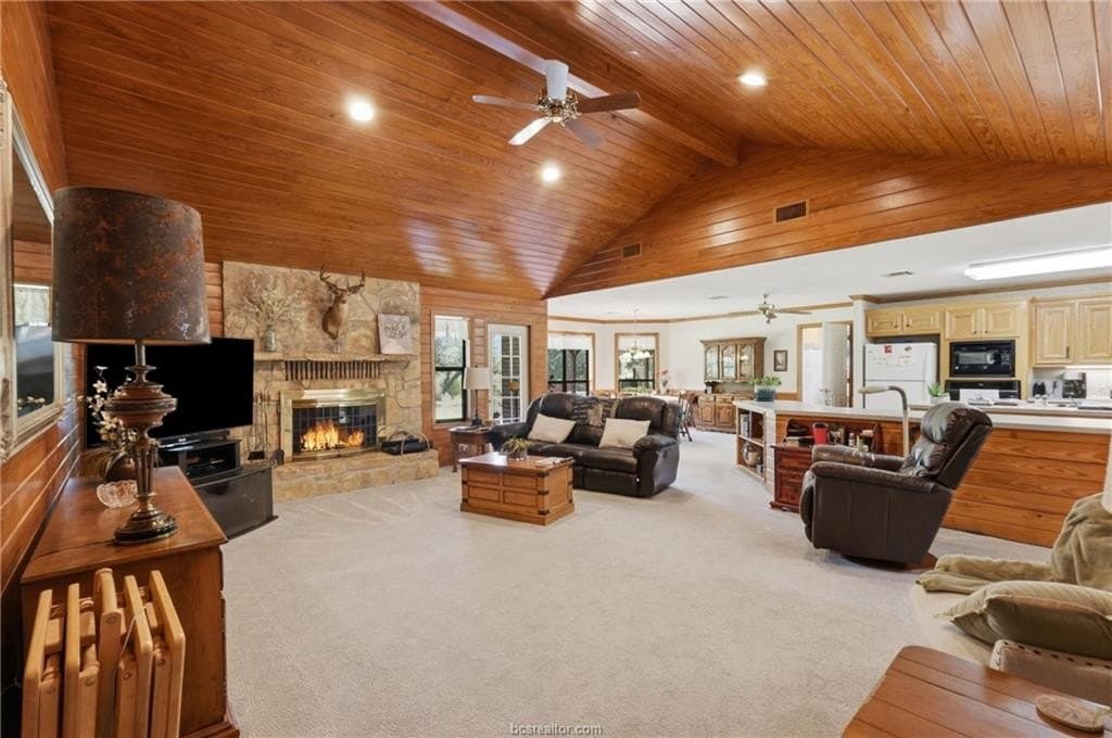 1 acres in Burleson County gallery image 4