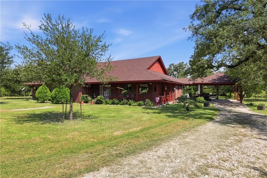 1 acres in Burleson County gallery image 3