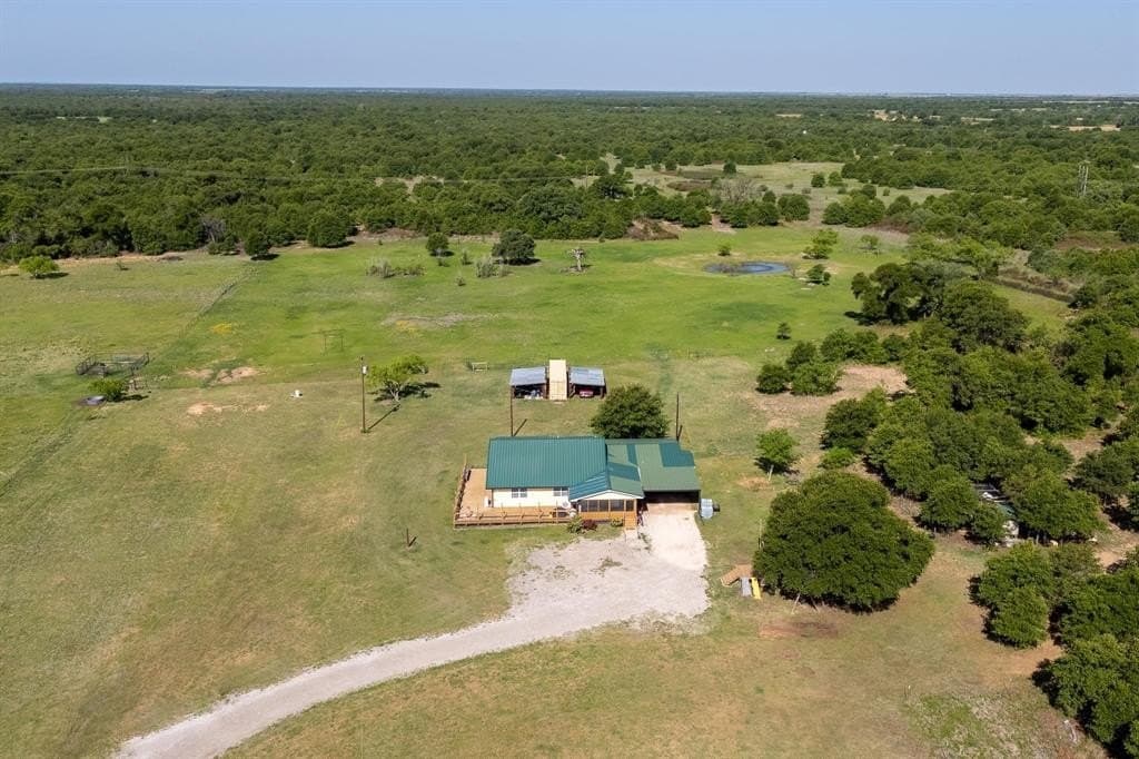 37 acres in Jones County