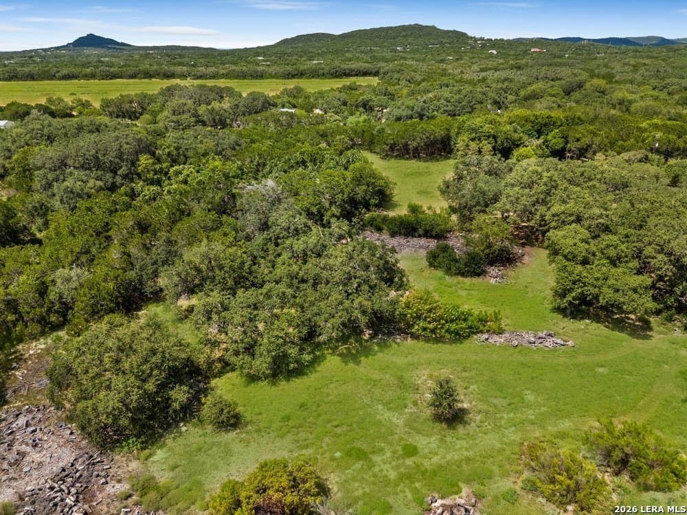 0.1 acres in Bandera County - photo 2